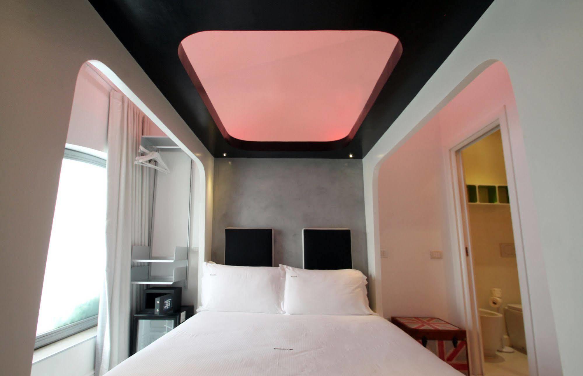 Irooms Forum & Colosseum 4* Rome