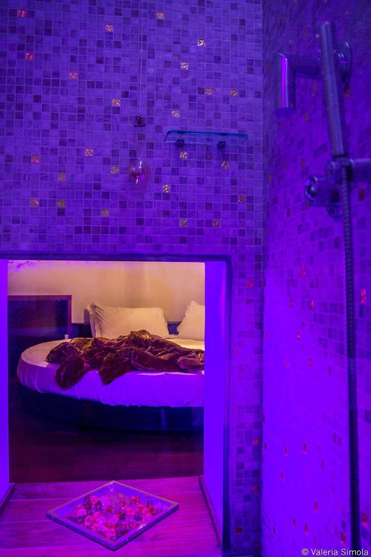 Suitesistina For Brave Lovers Bed & Breakfast Rome