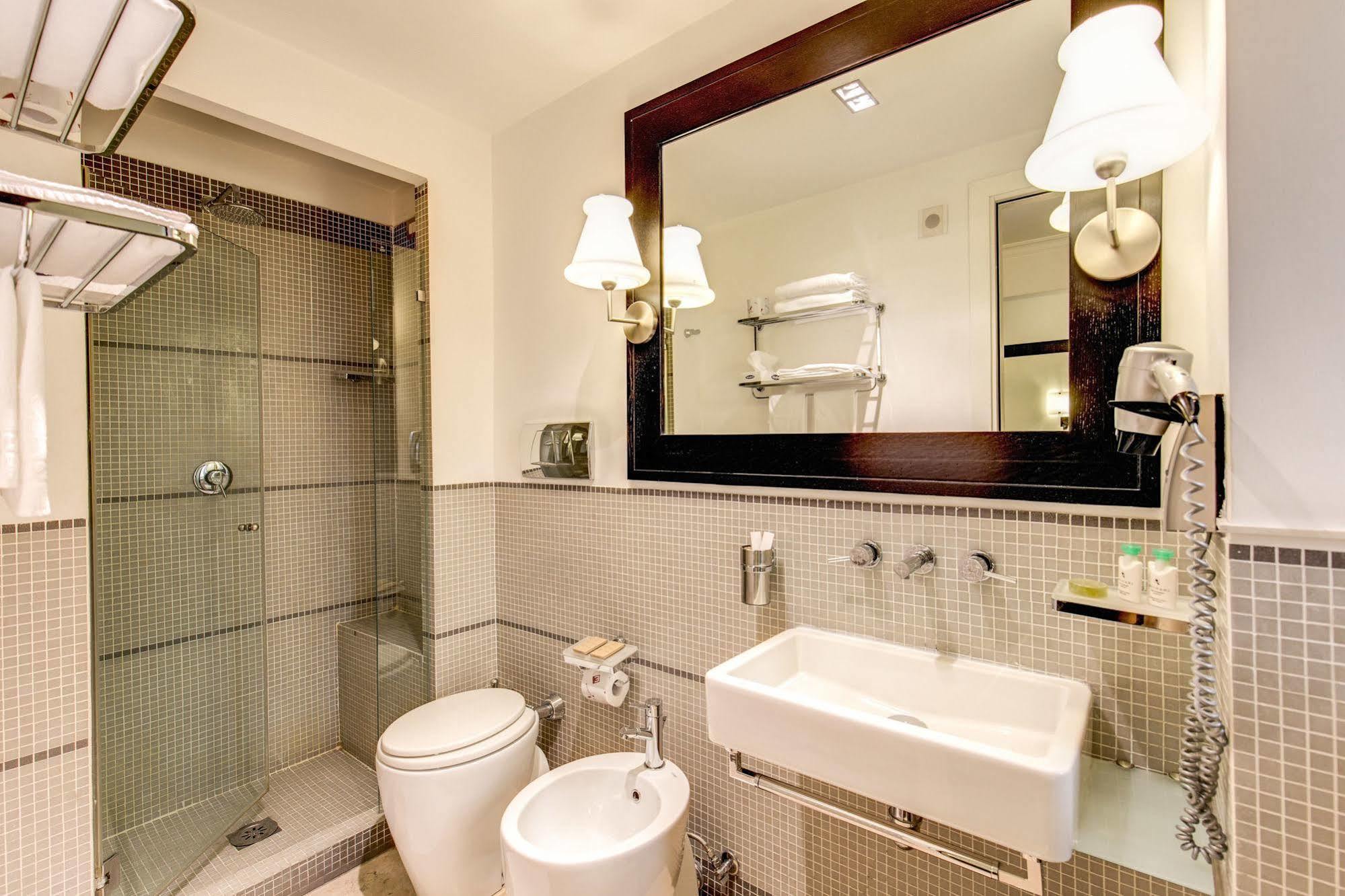 Guest house Residenza A -via Veneto Fashion -self Check-in Rome