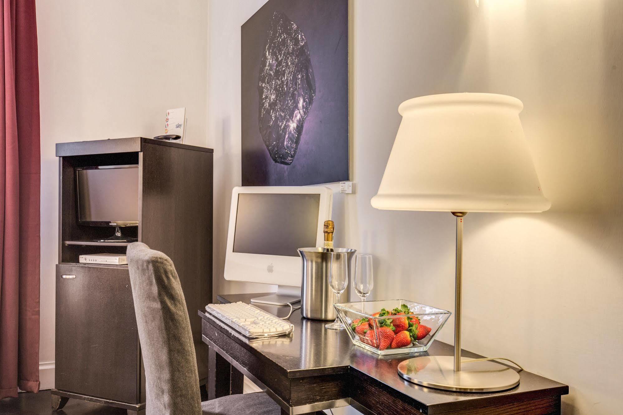 Residenza A -via Veneto Fashion -self Check-in Guest house