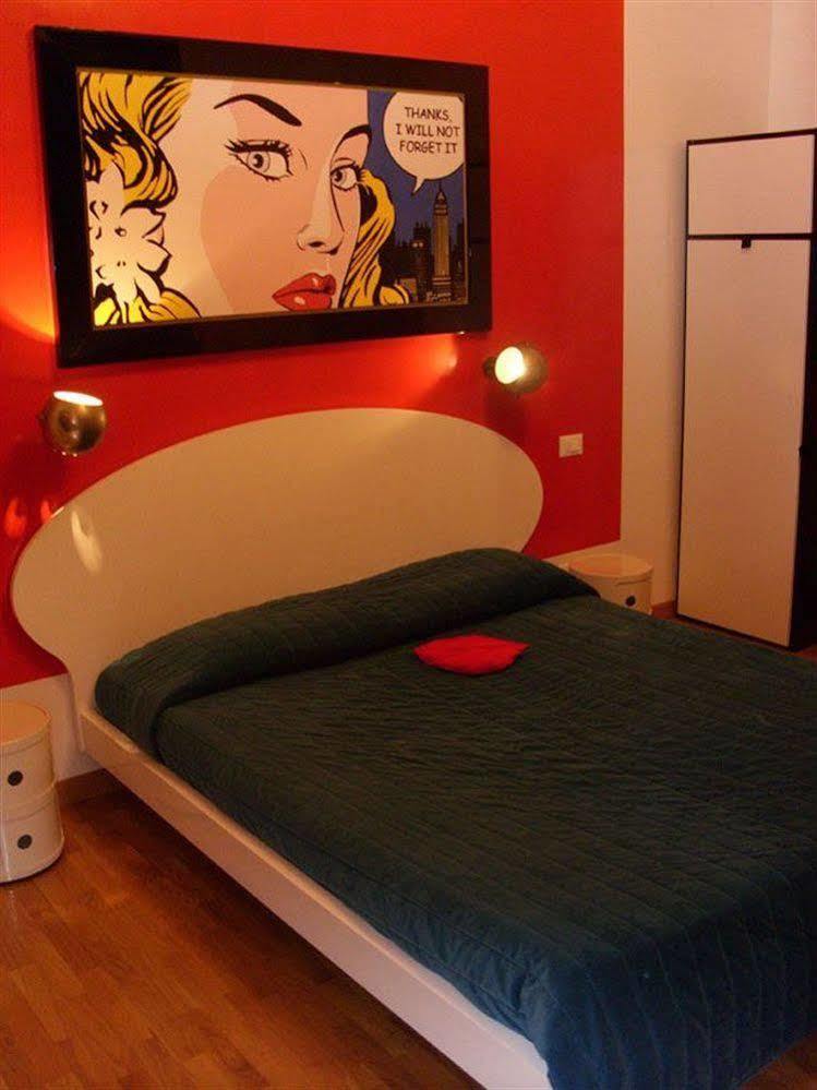Kiss Me Luxury Bed & Breakfast Roma