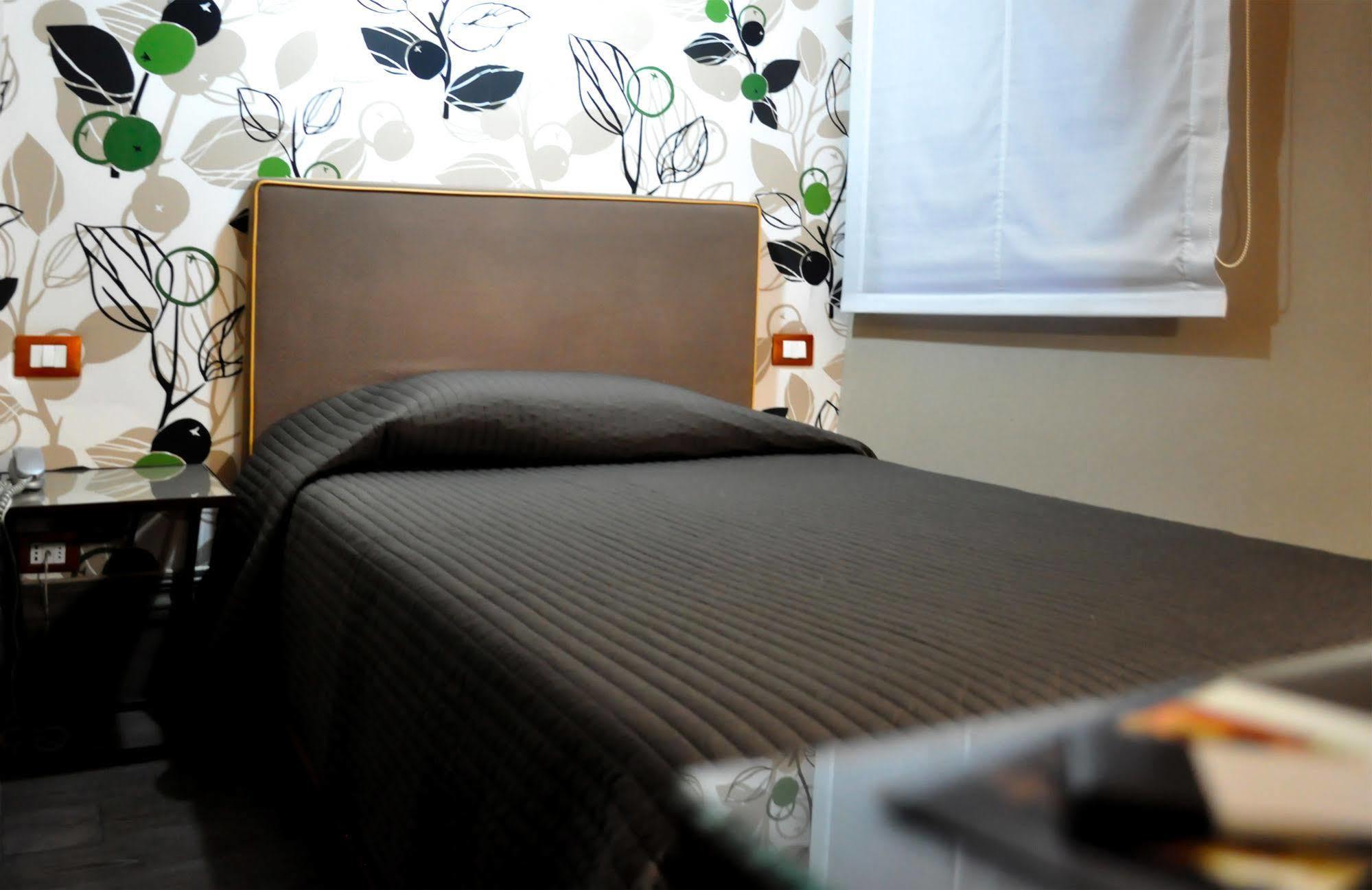 Relais Palazzo Taverna Guest house 3*