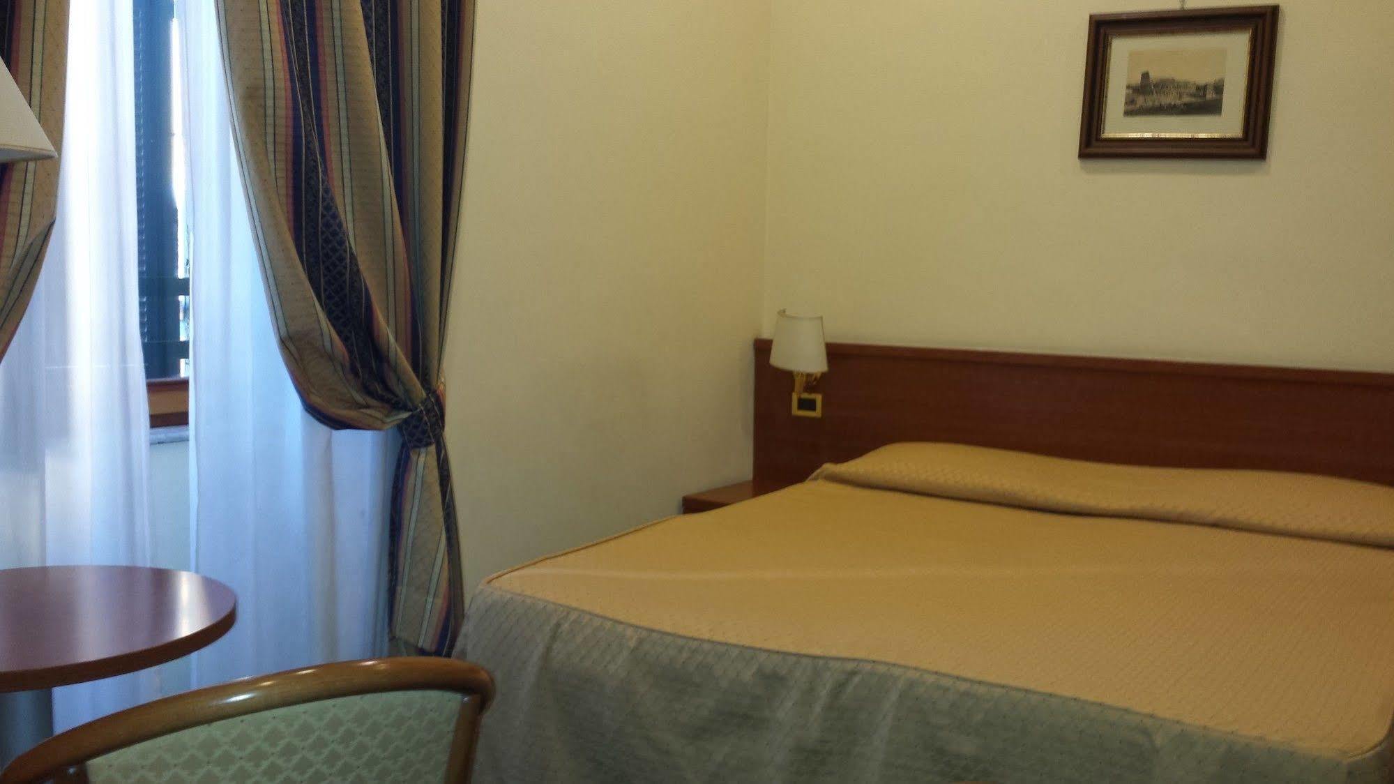 Stella Hotel Rome