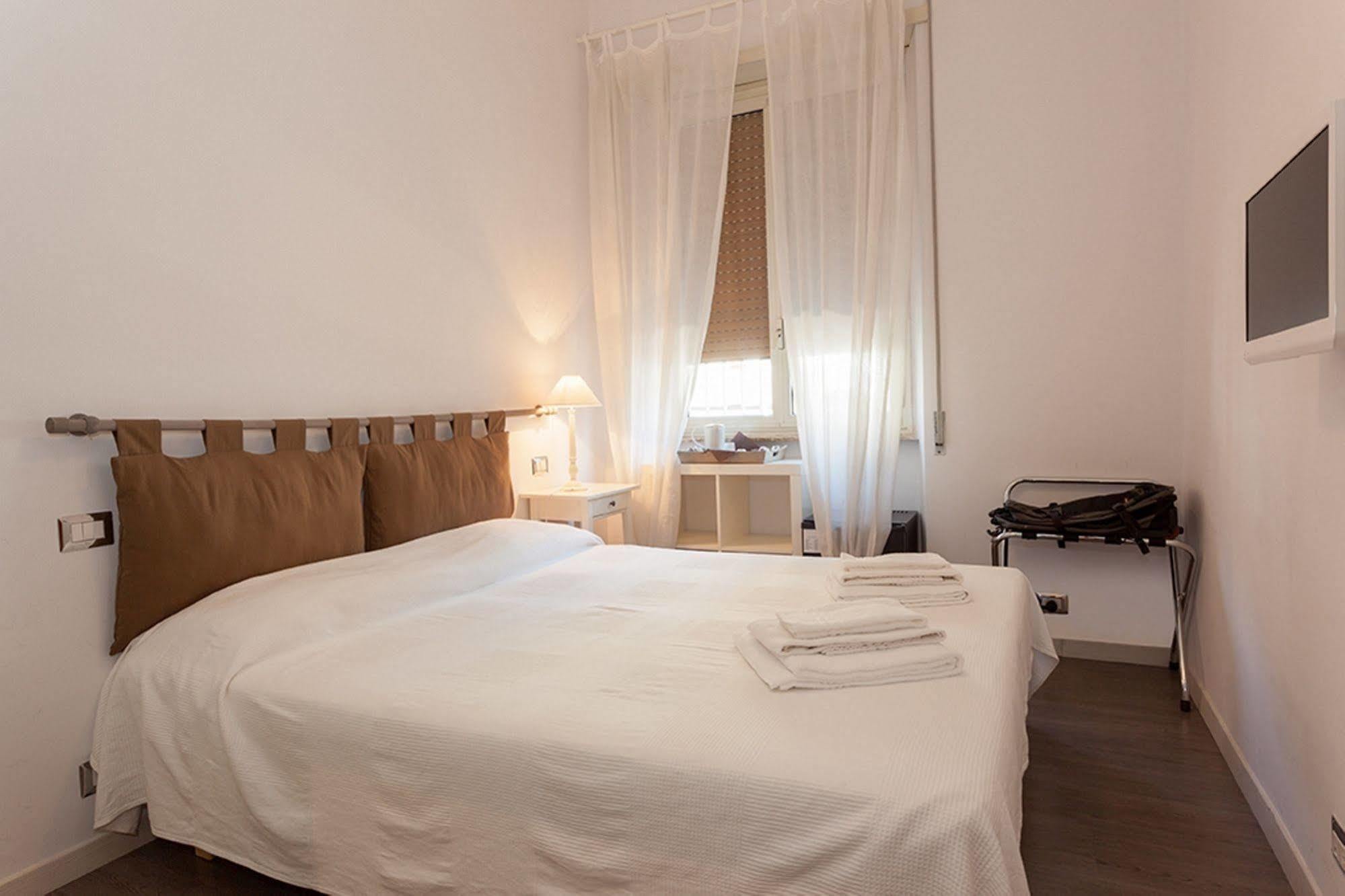 Bed & Breakfast Ai 2 Papi Rome