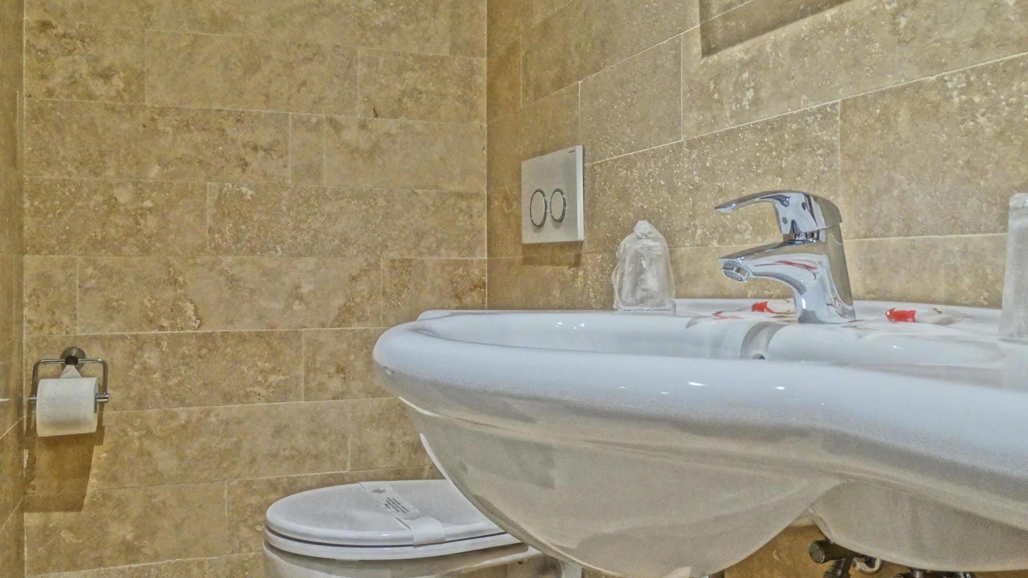 Vaticano Royal Guest house