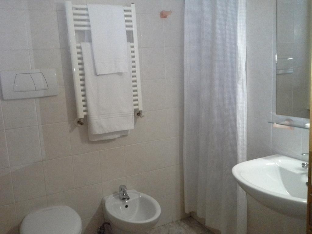 Maria Rosa Molas - Casa Per Ferie 3*