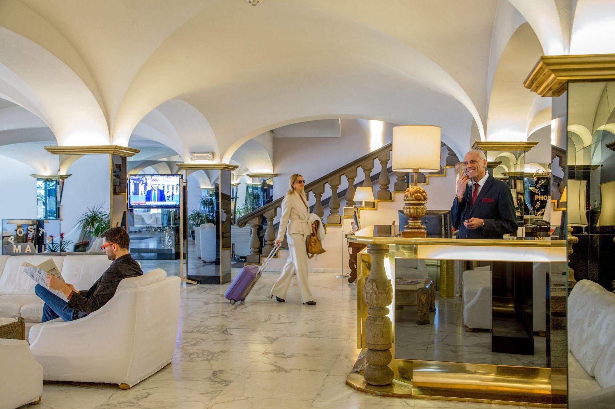 Shangri-la By Omnia Hotel 4*