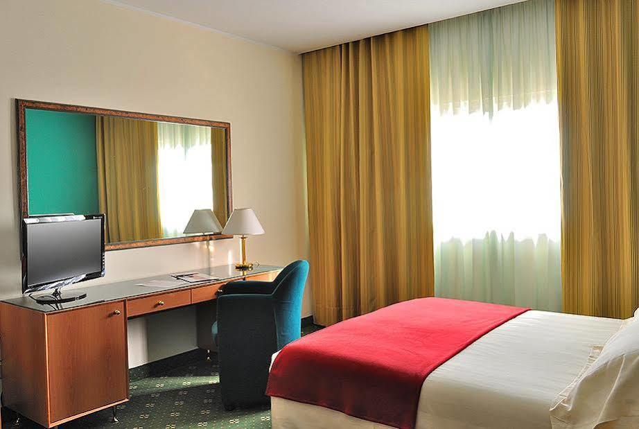 Bv Oly 4* Rome