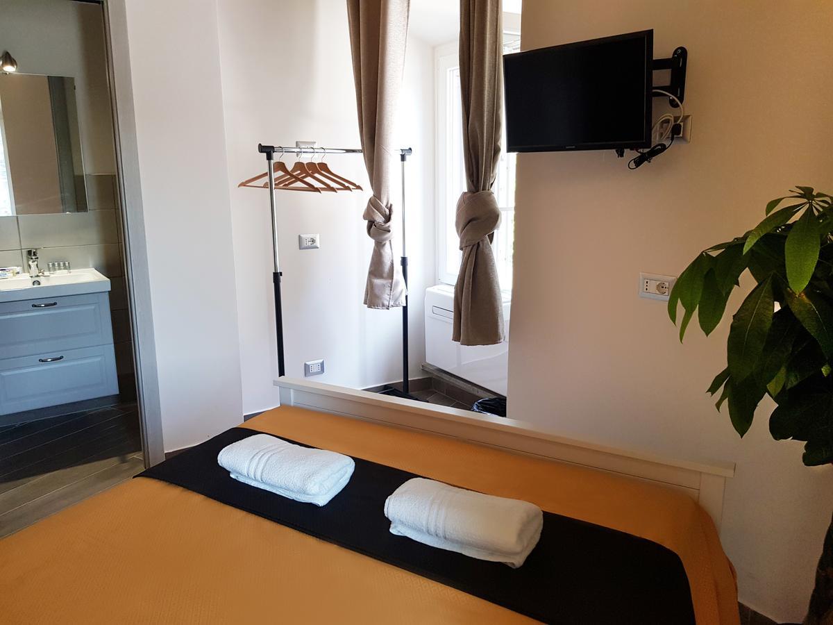 Giulia's Guest house *