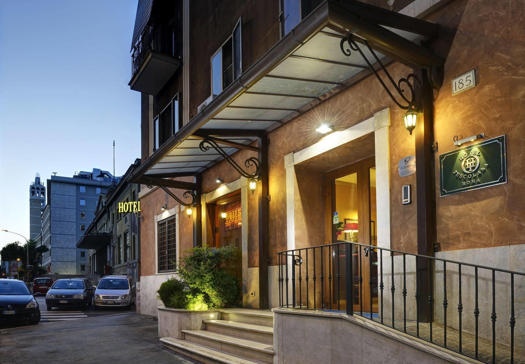 Tuscolana 3* Rome