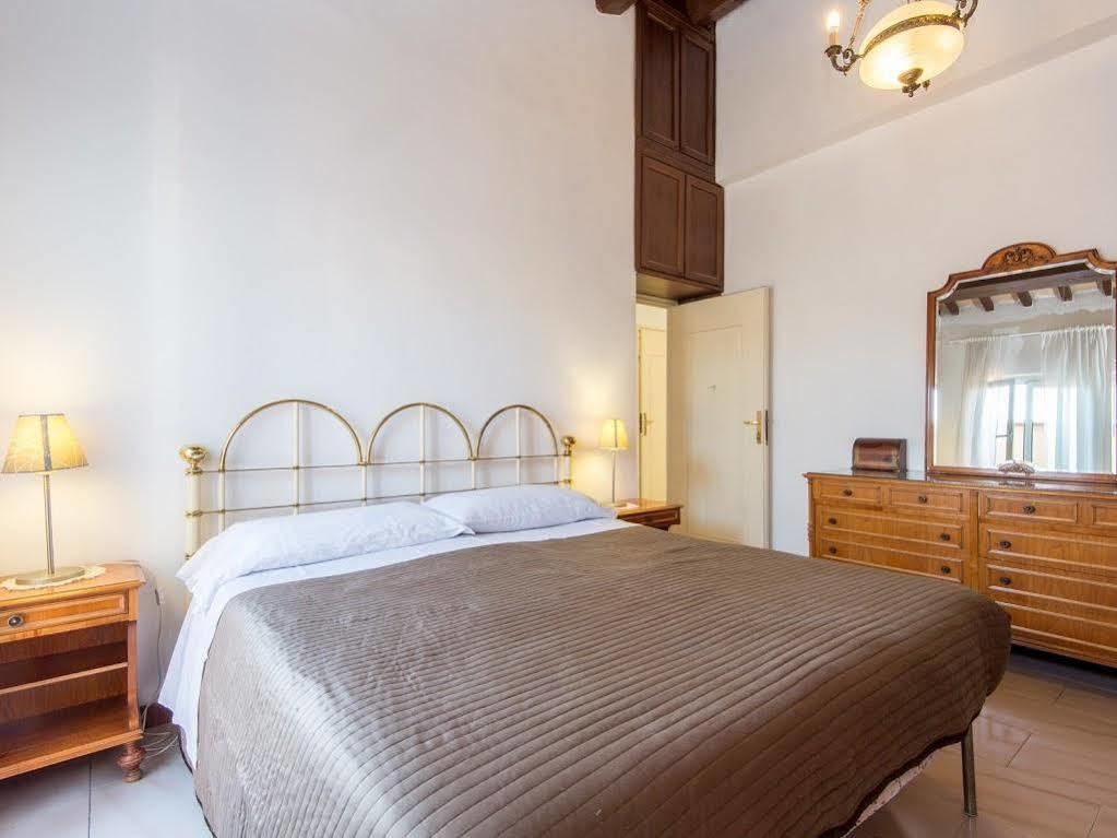 Pantheon Royal Guest house 4*
