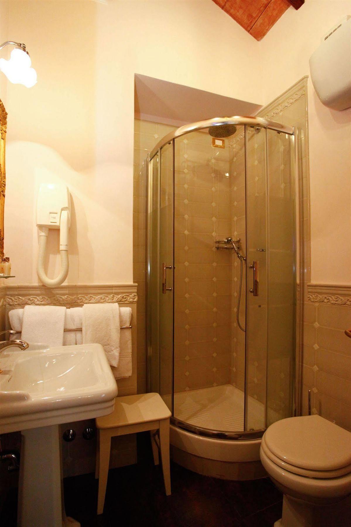 Casa De Fiori Guest house