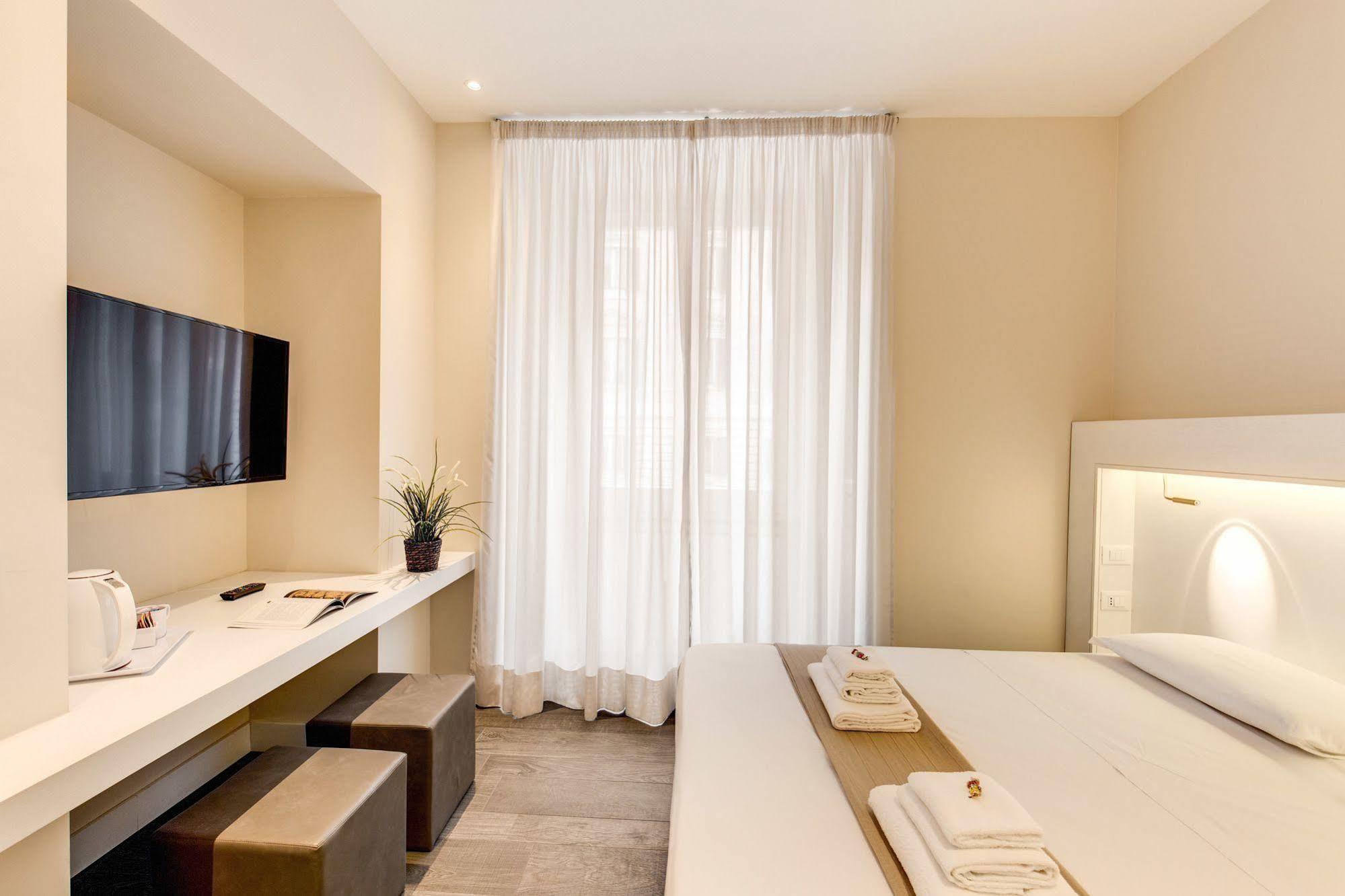 Ecce Bed & Breakfast Rome