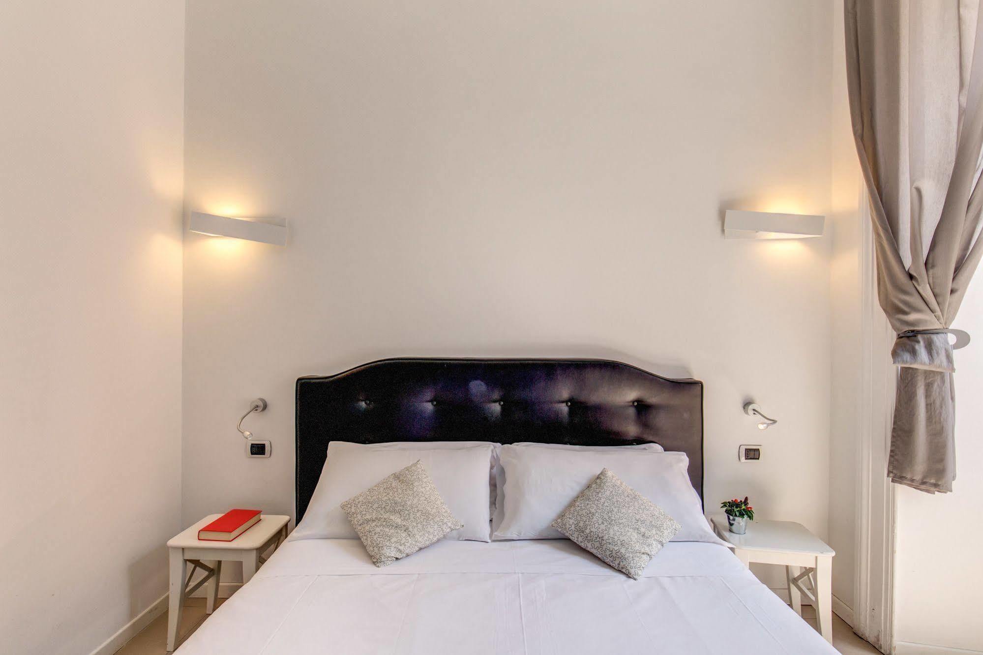 Ecce Bed & Breakfast Rome