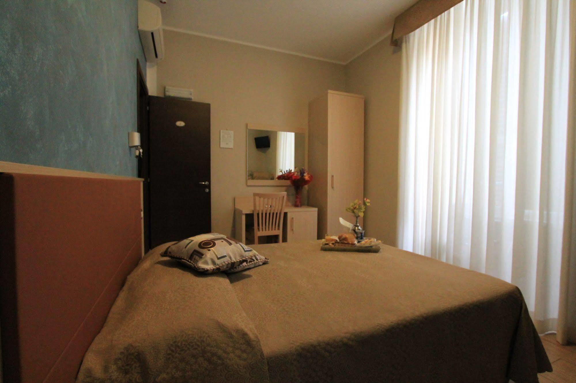 Buonarroti Bed & Breakfast Rome