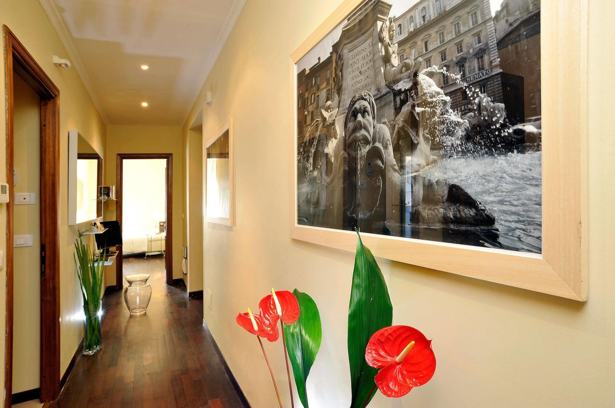 Sistine Guest house 2*
