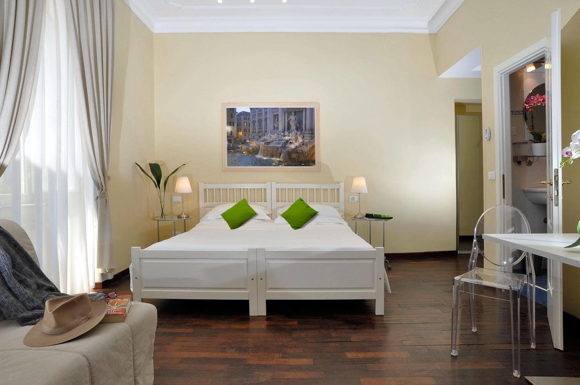 Guest house Sistine 2*