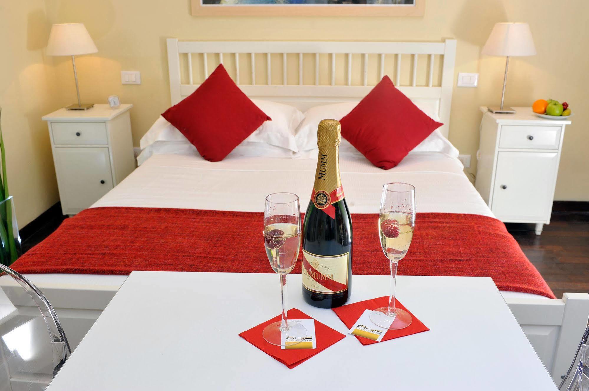 Sistine Guest house 2*