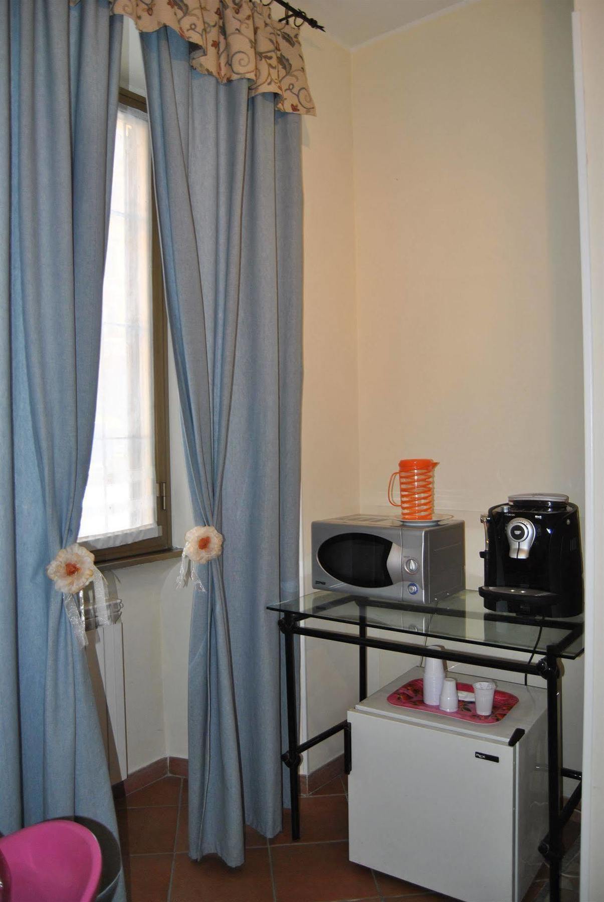 Bed & Breakfast The Flower Rome