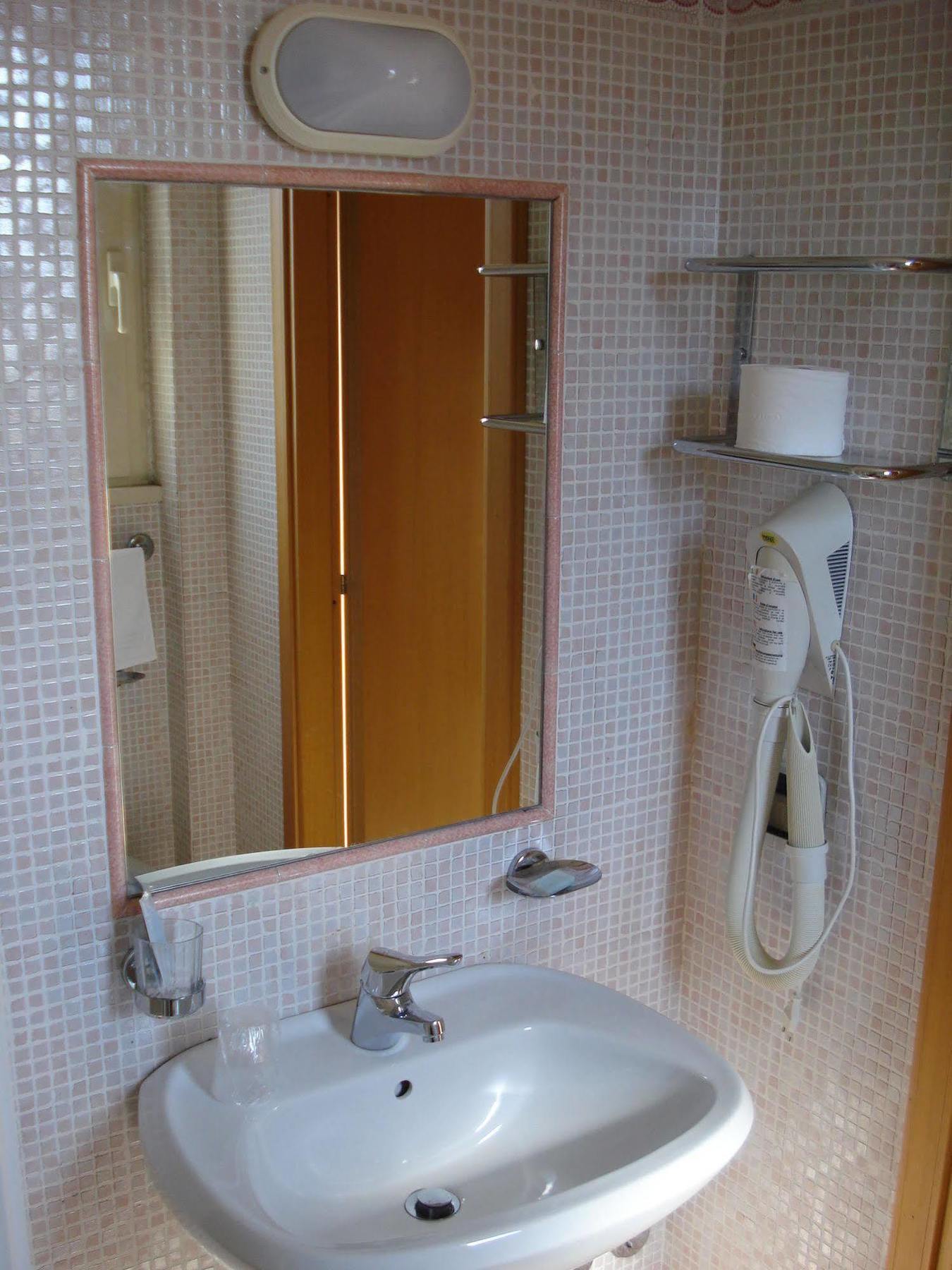 Casa Piccole Ancelle Di Cristo Re Hotel 3*