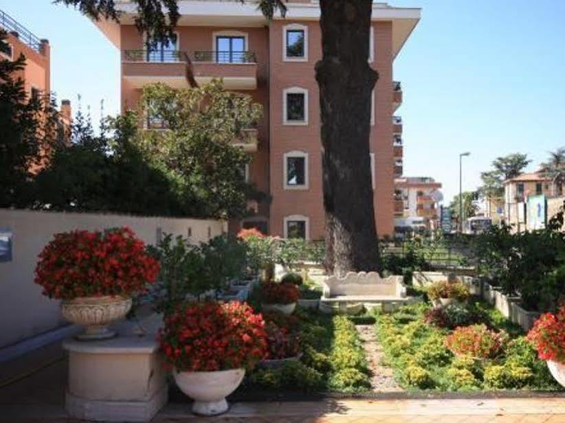 The Smooth Hotel Rome