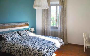 Guest house Casale Appio 2*