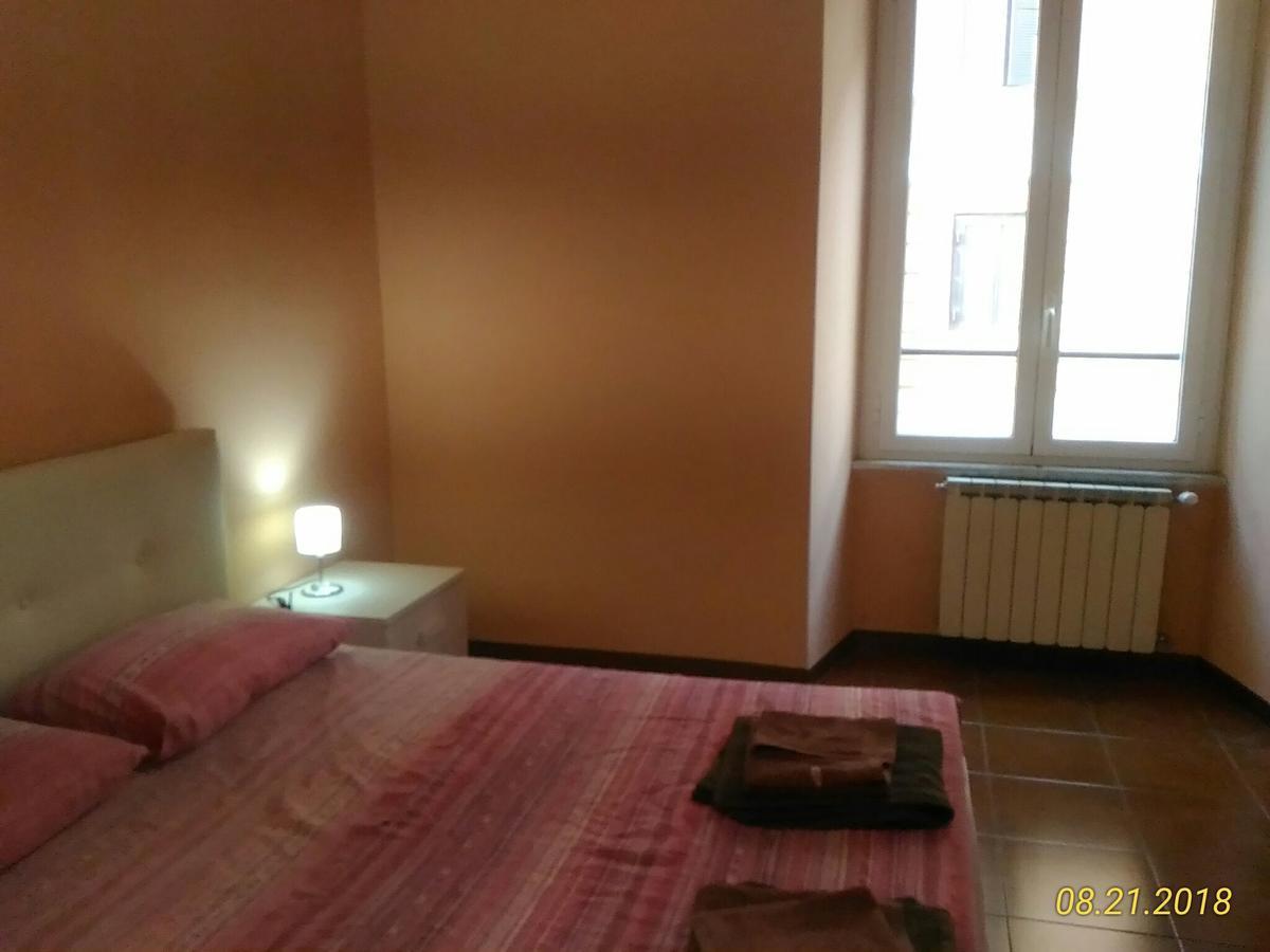 Santini House Guest house *