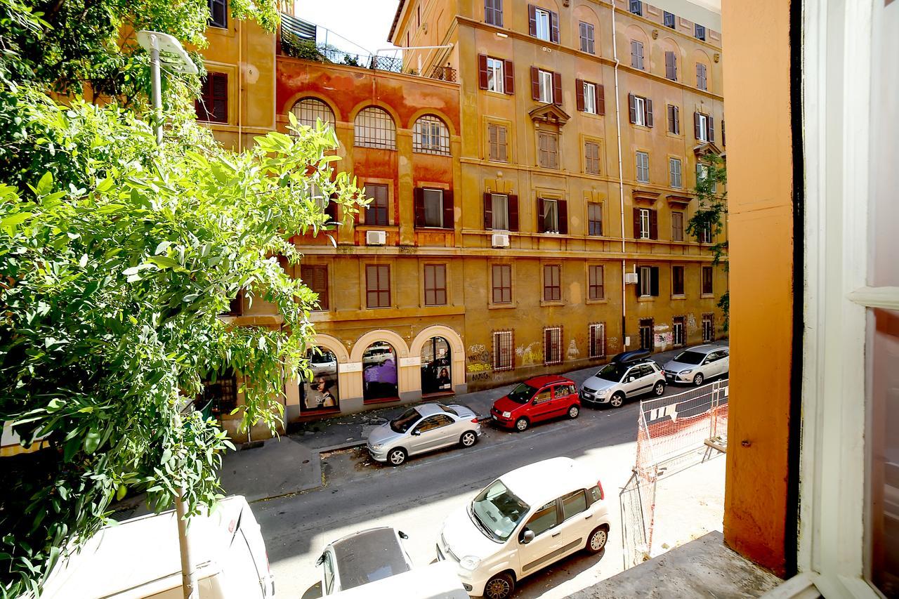 Gateway Guest house 2*