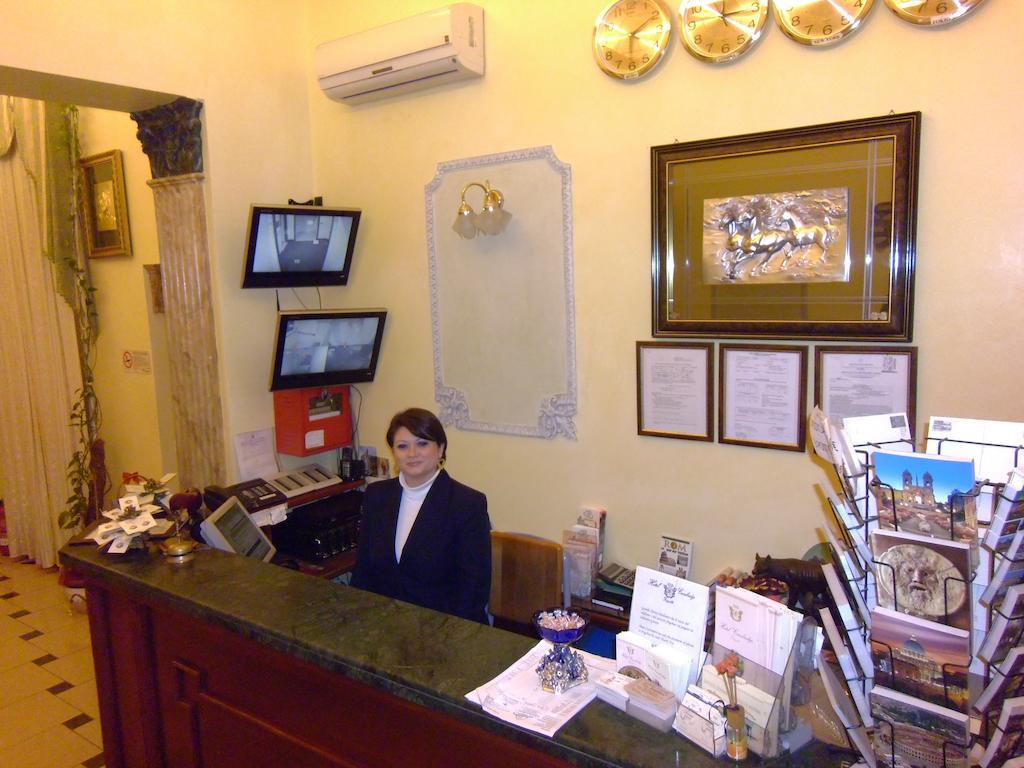 Cambridge Hotel Rome