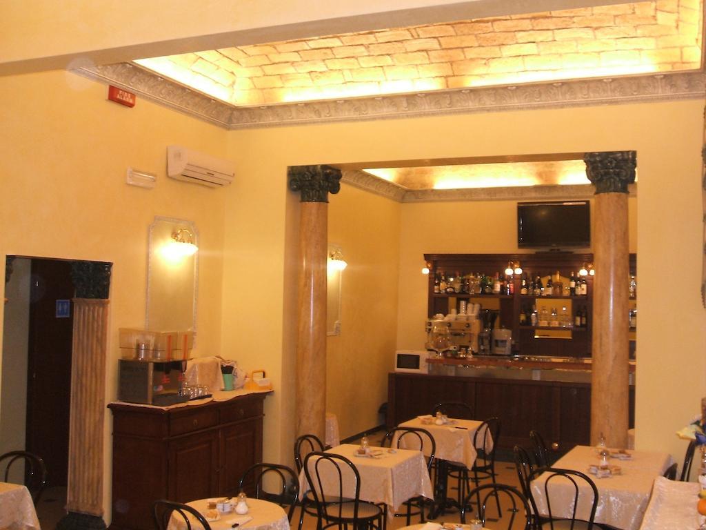 Cambridge Hotel Rome