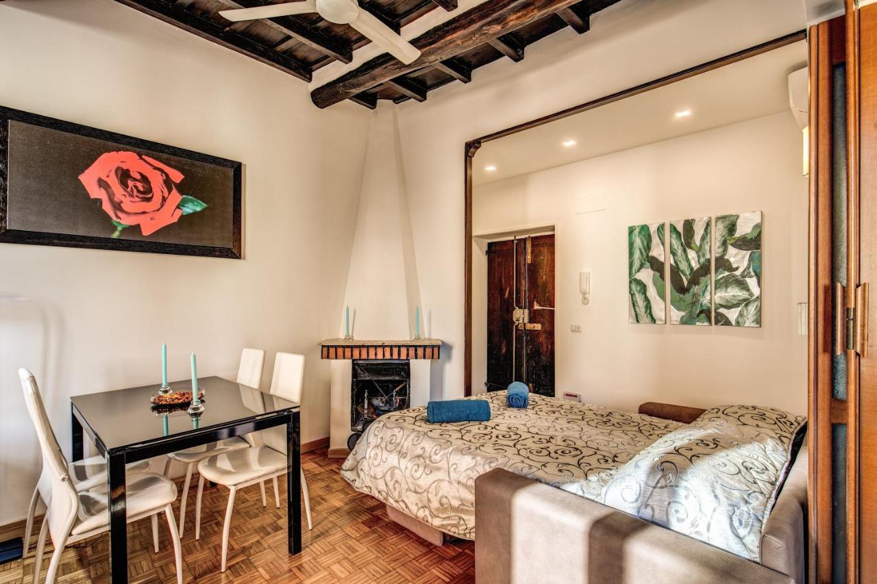 Apartment Casa Monticelli Rome