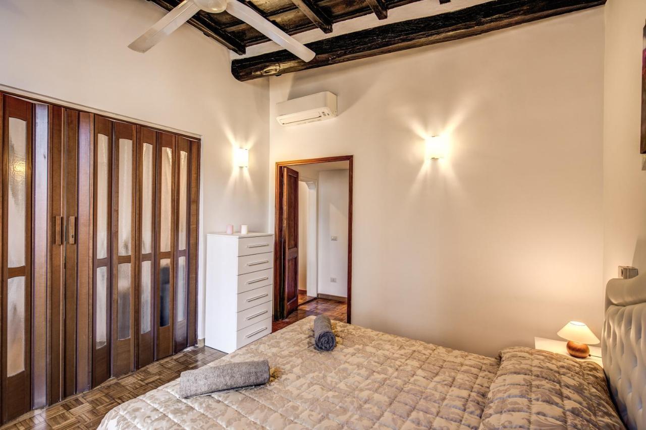 Apartment Casa Monticelli Rome