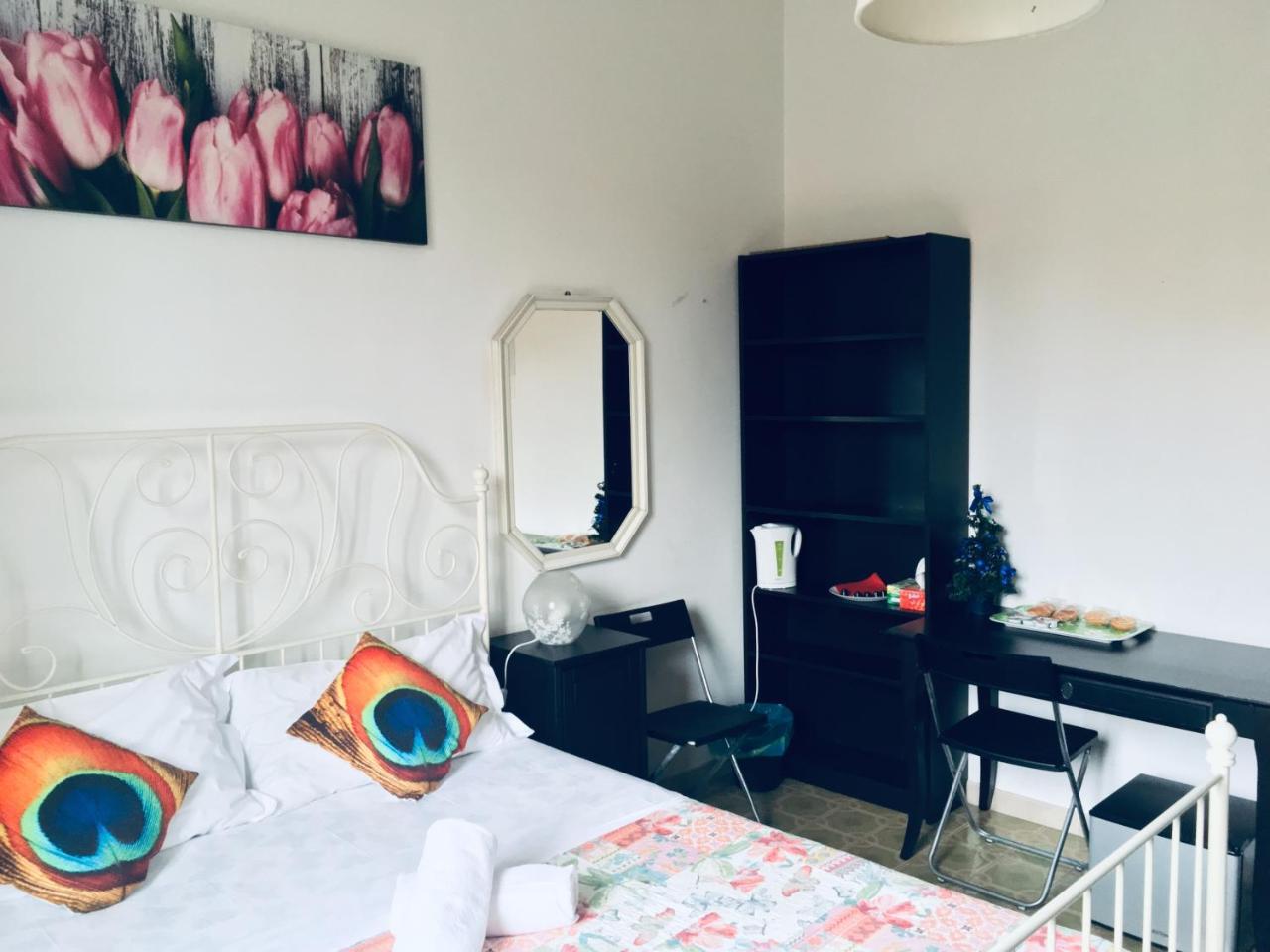 Giuly Guest house