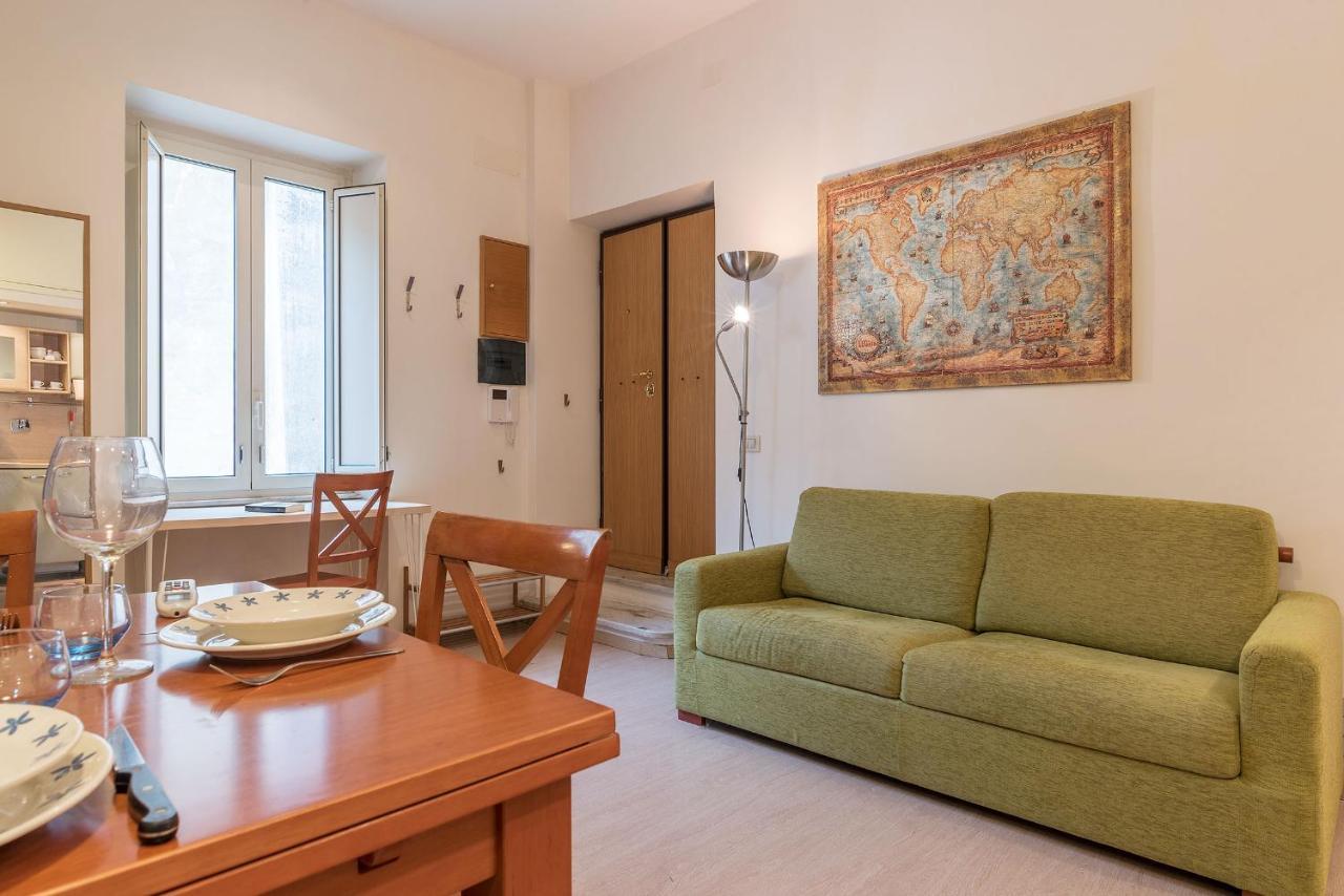 Coronari Central Apartment Rome
