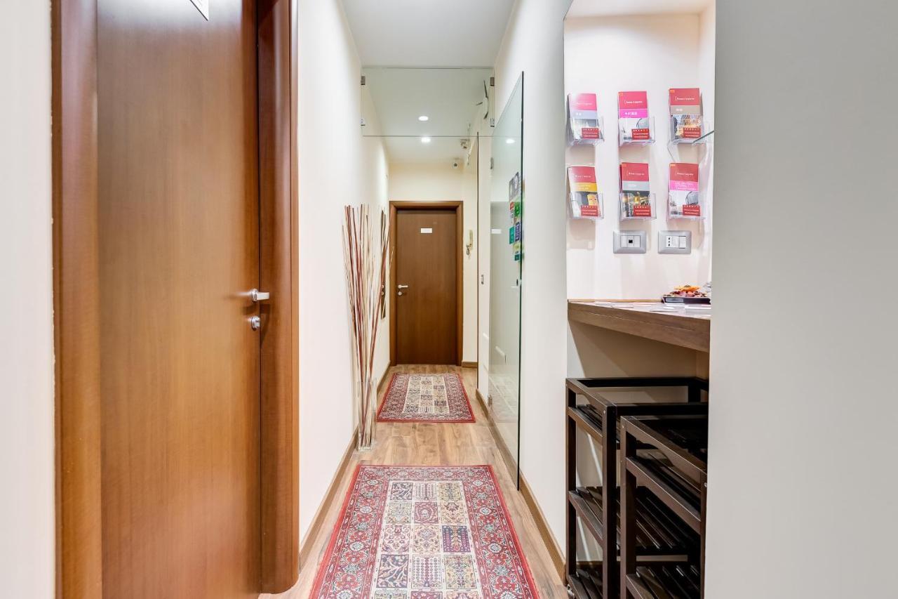 Lhr Coliseum Bed & Breakfast 3*