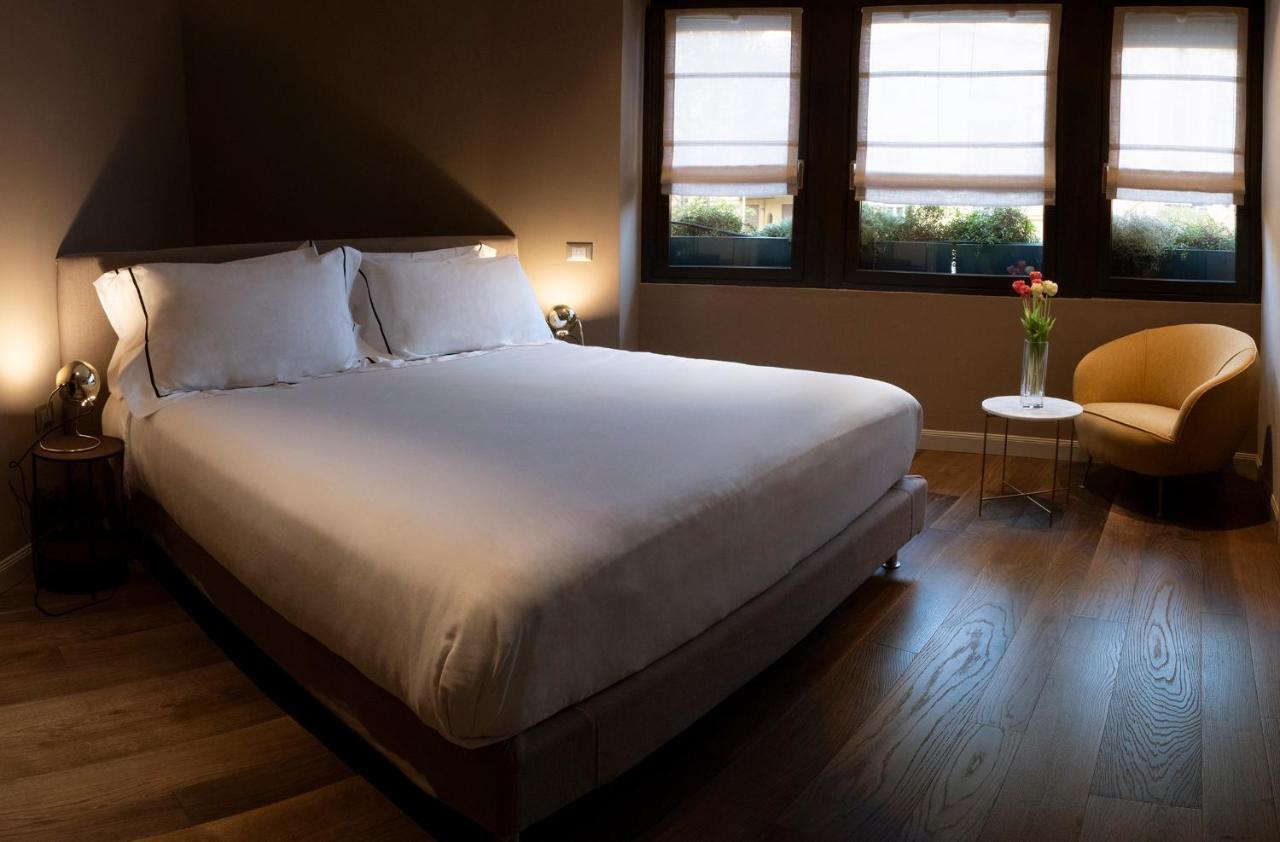 The Place 2* Rome