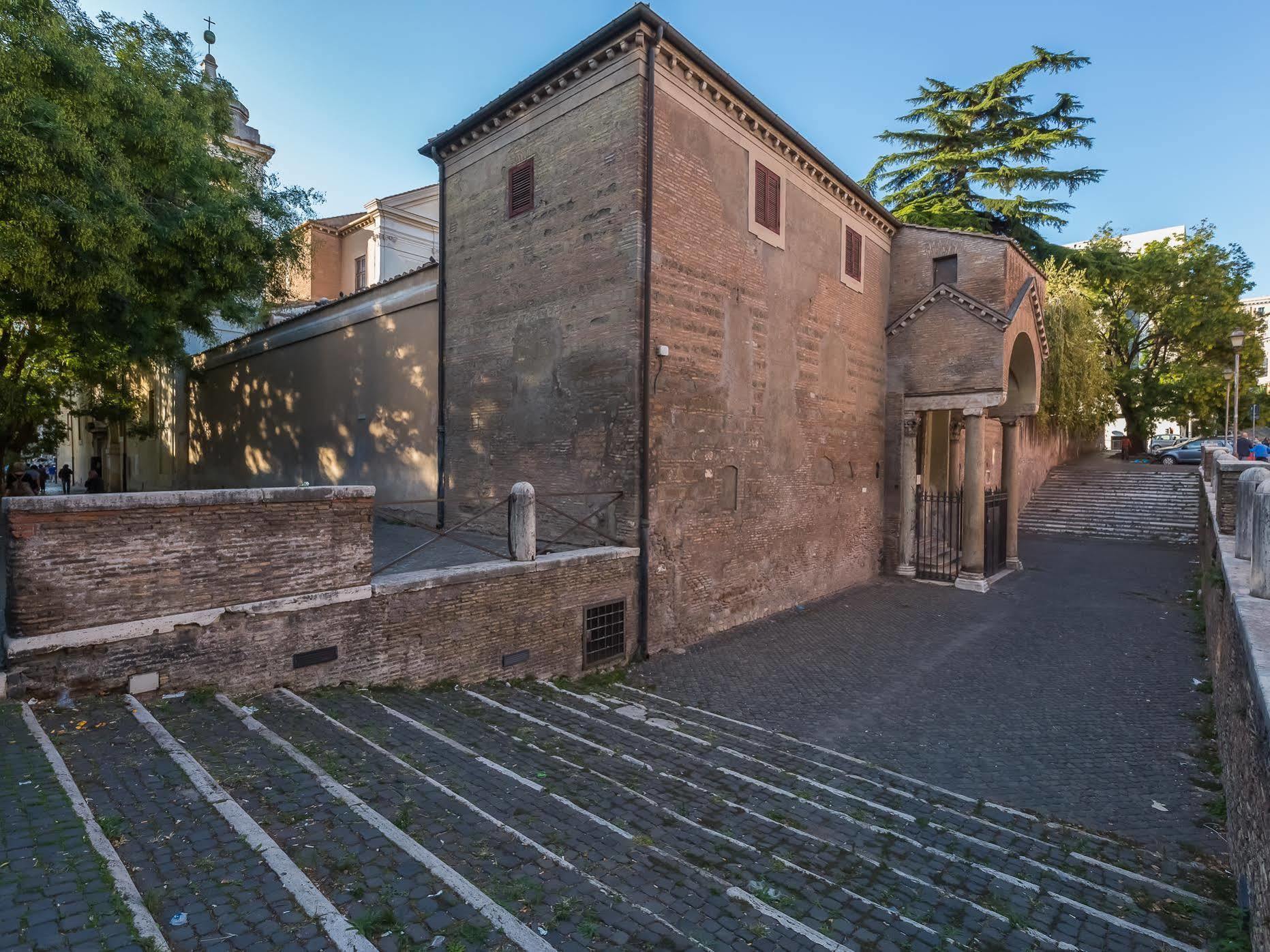 Lhr Coliseum 3* Rome