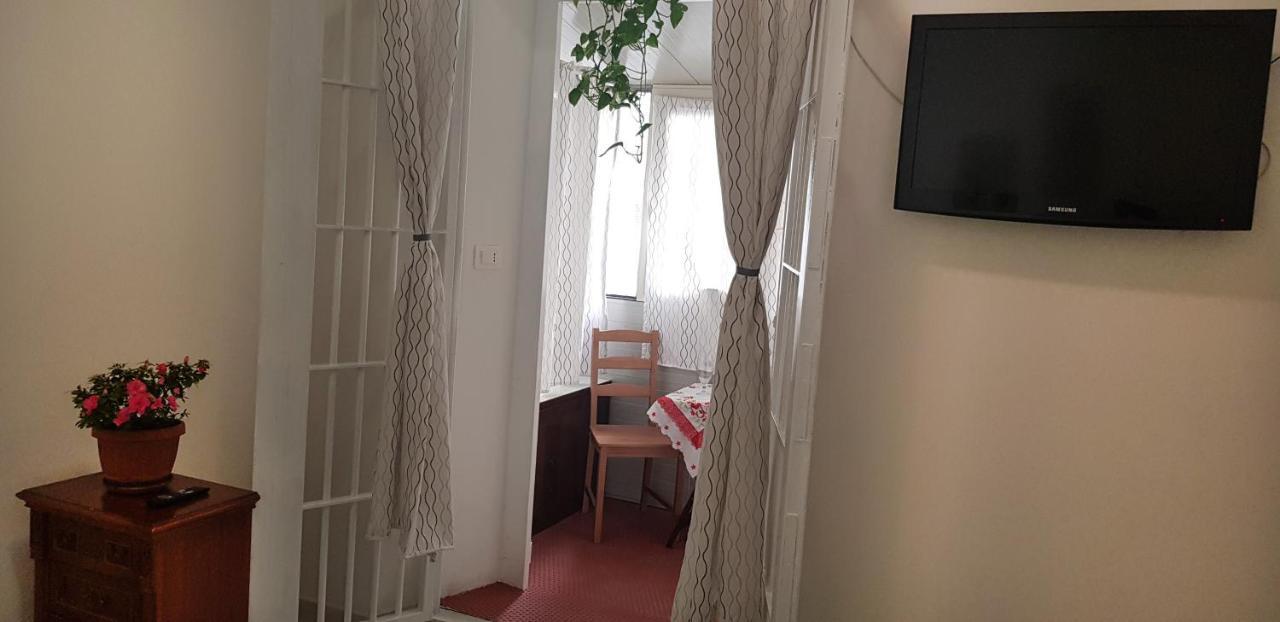 Friend House Rome