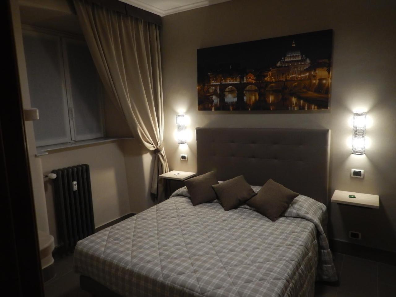 Domus Catone 21 * Roma