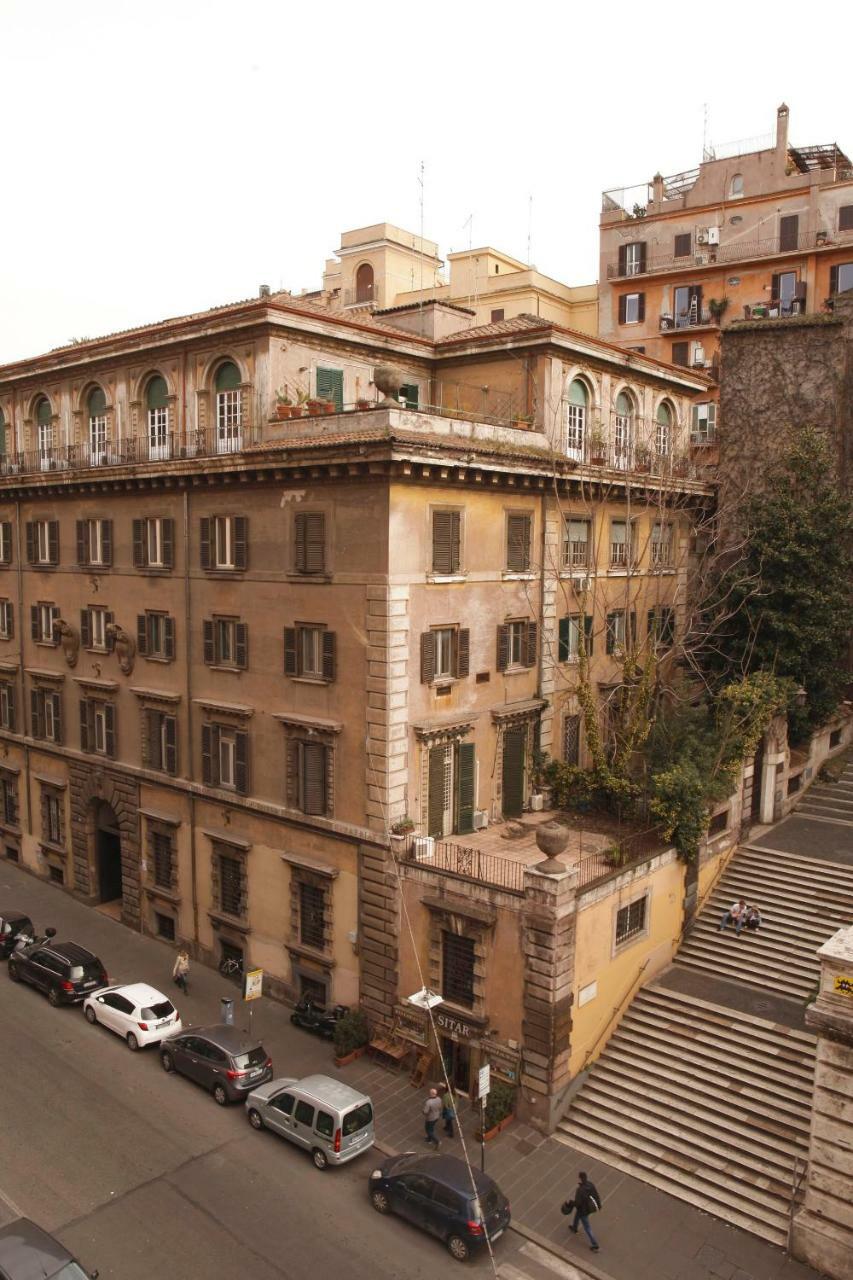 Guest house Duca Di Cavour 3*