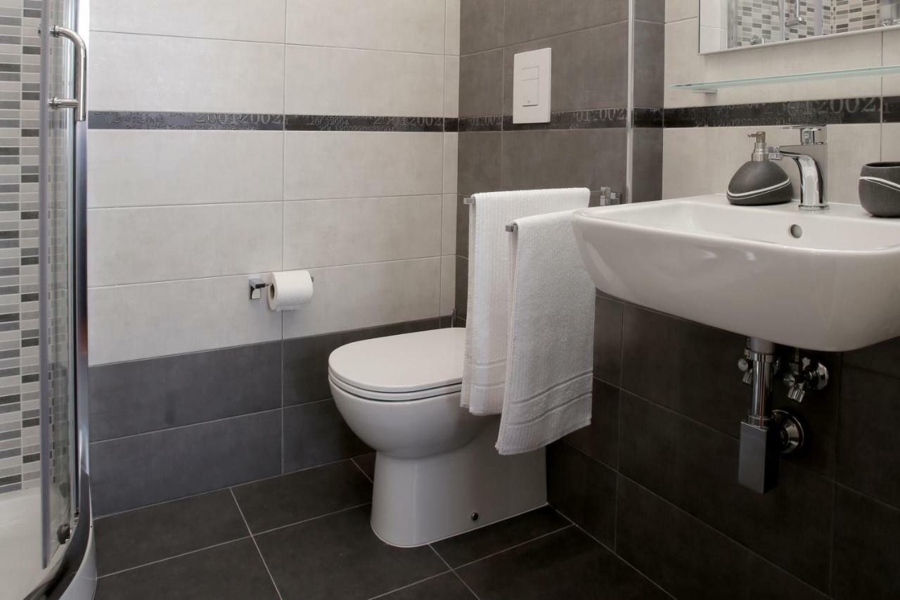 J24 Bed & Breakfast Roma