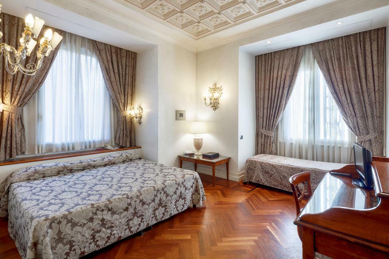 Aventino 3* Rome