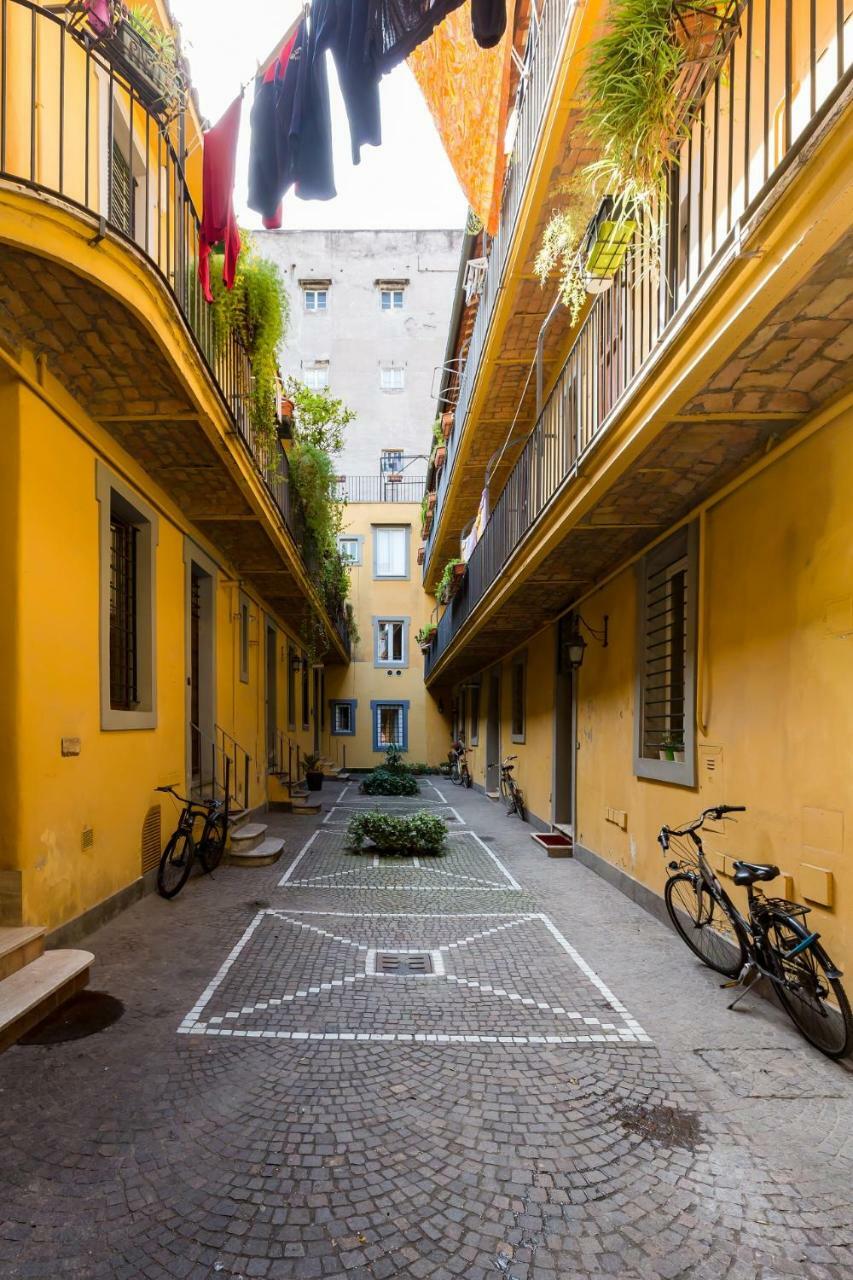 Via Dei Cappellari Rome