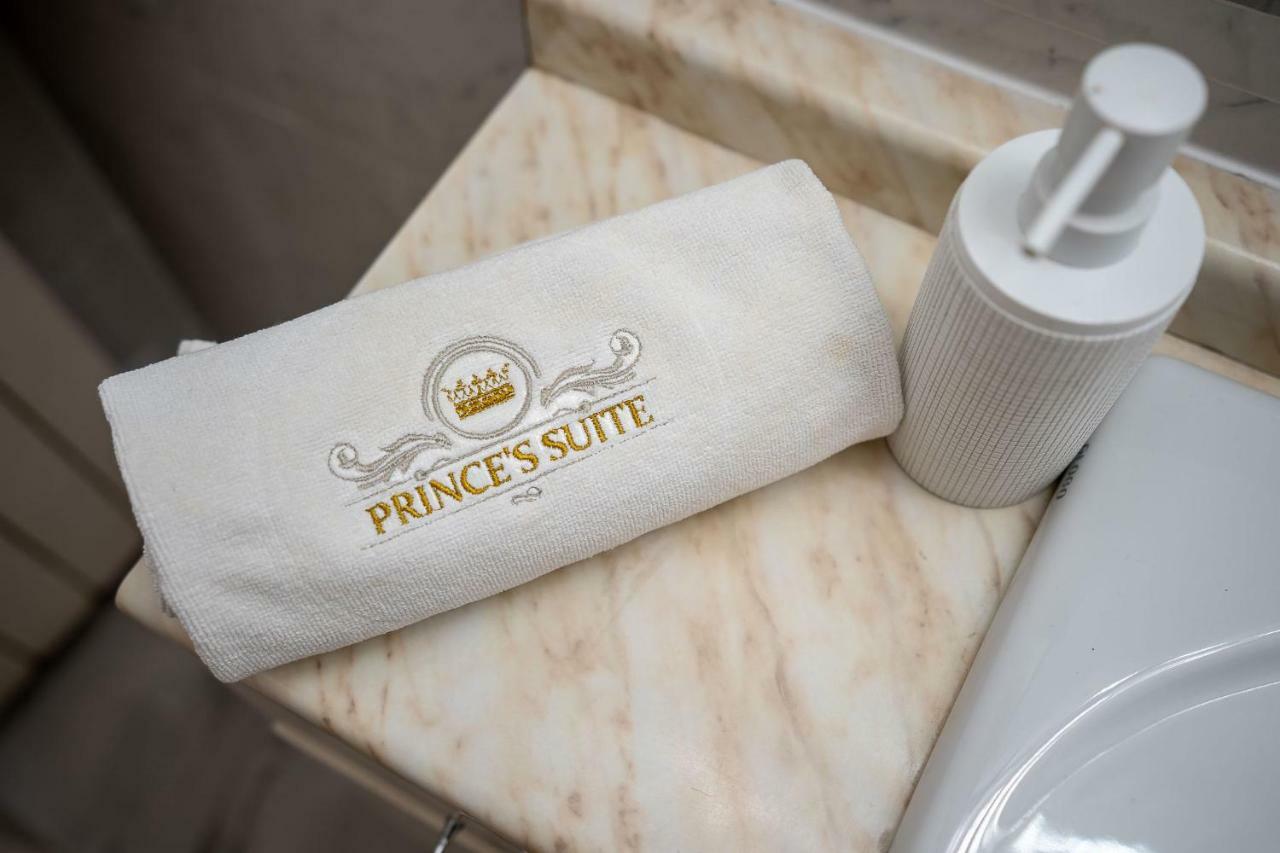 Apartment P-suite Plaza