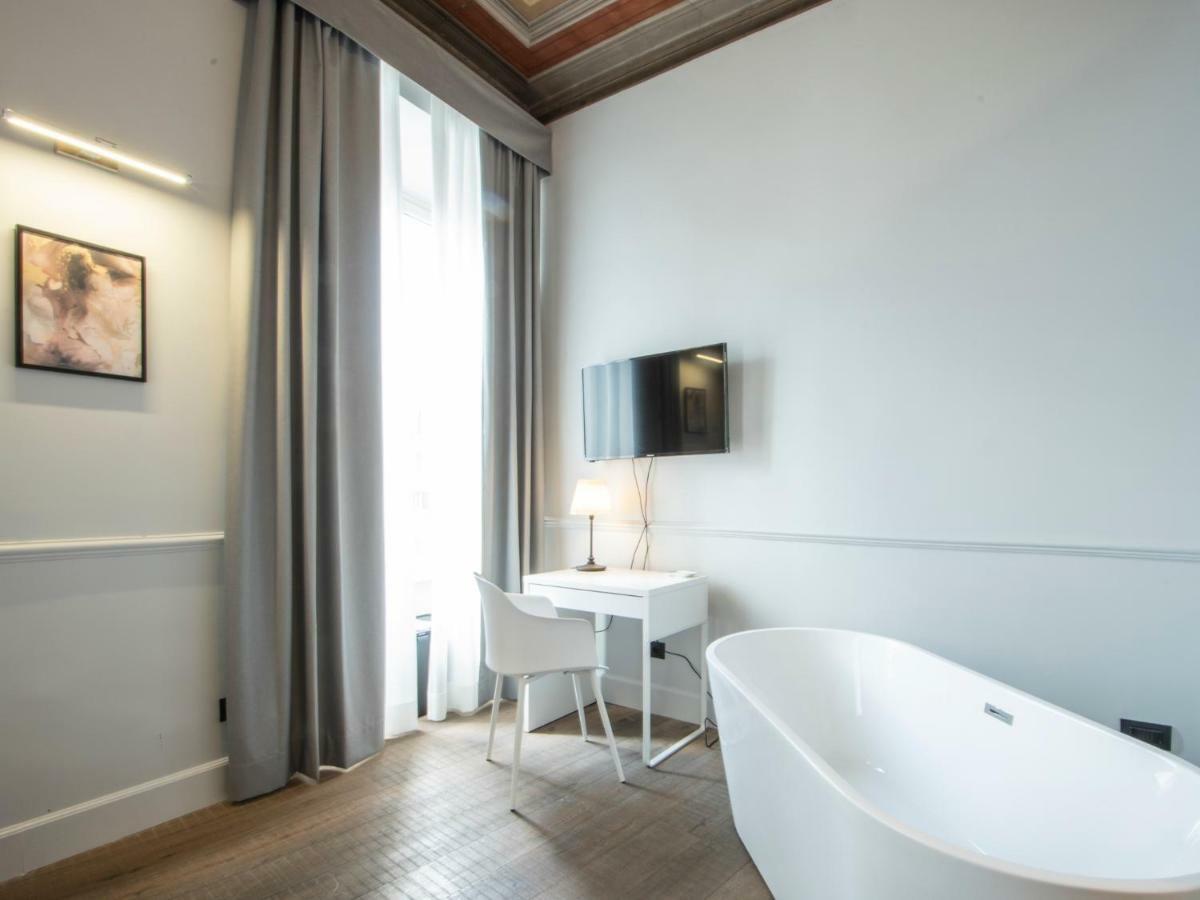 Gemini Navona Guest house 2*