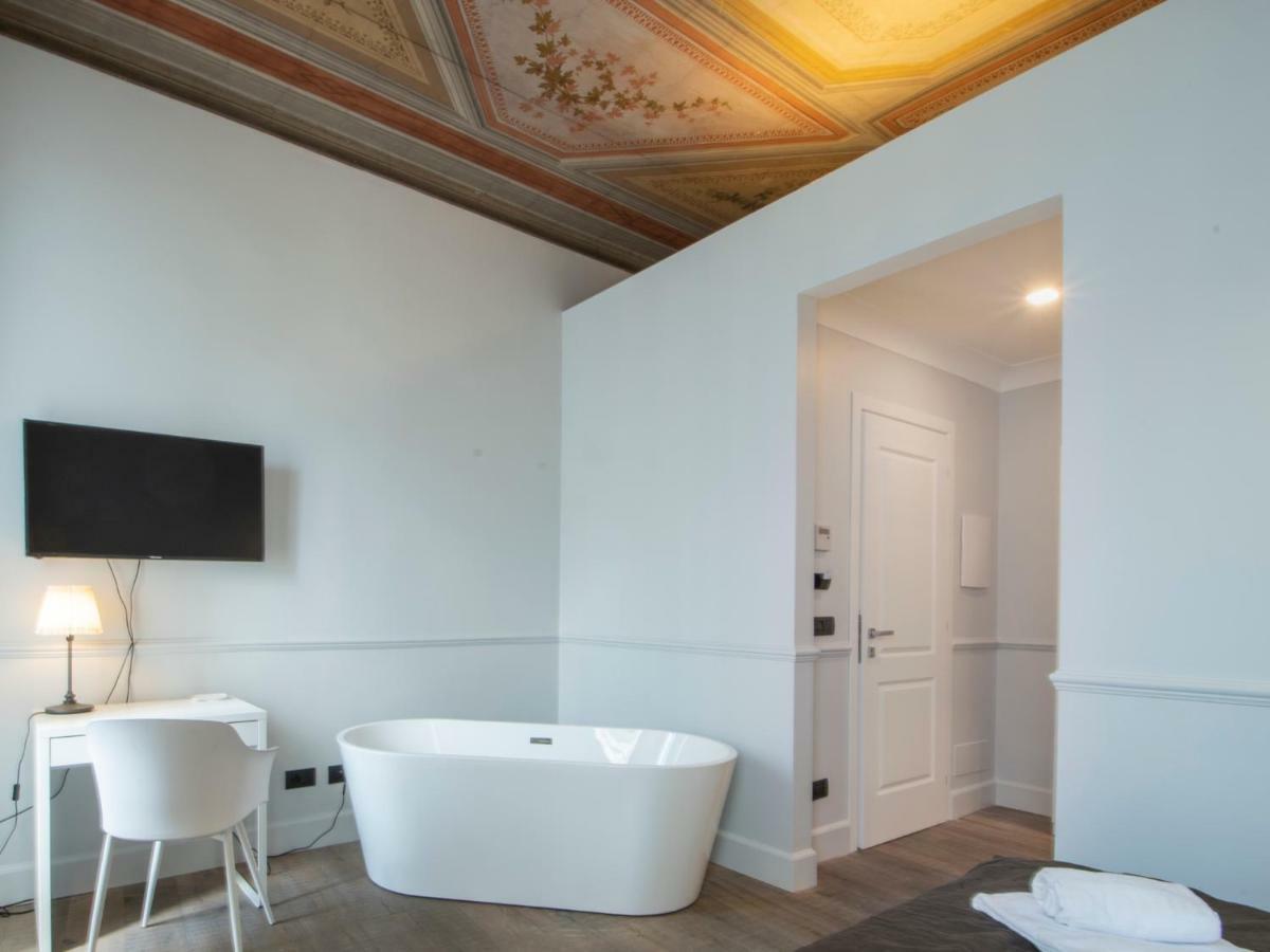Gemini Navona Guest house