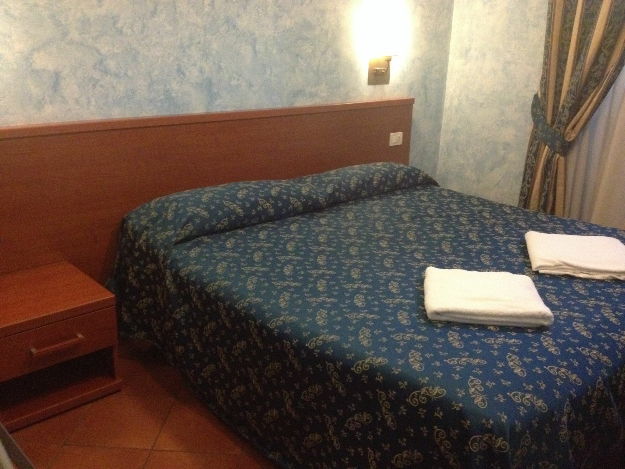 Toffa Place In Hotel 2*