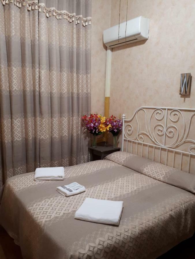 Botel Inn Guest house 3*