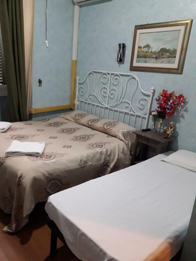 Botel Inn Guest house