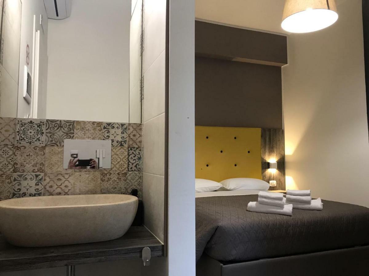 Bed & Breakfast Borgonove Rome